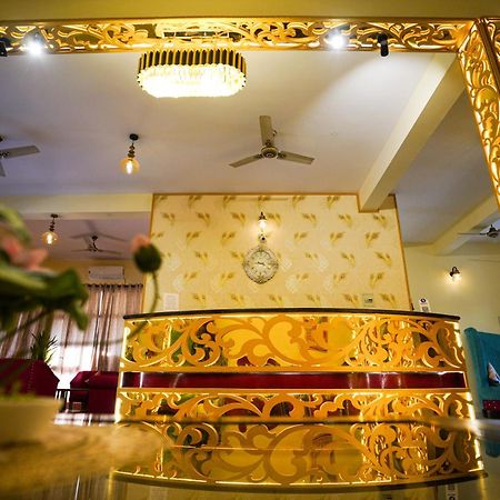 Hotel Neeraj Bhawan- Triveni Ghat Рішикеш Екстер'єр фото