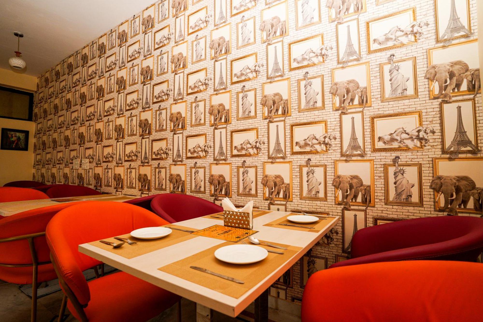 Hotel Neeraj Bhawan- Triveni Ghat Рішикеш Екстер'єр фото